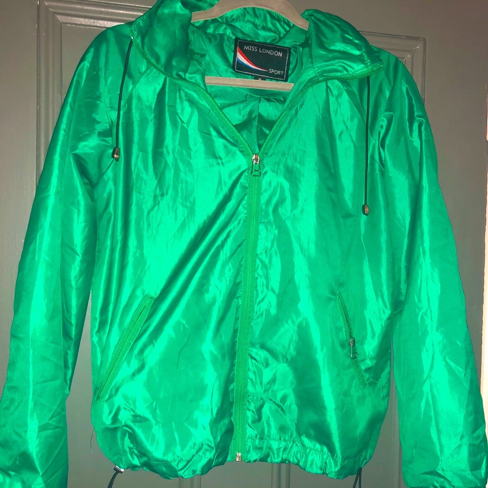Green wind breaker 🍃